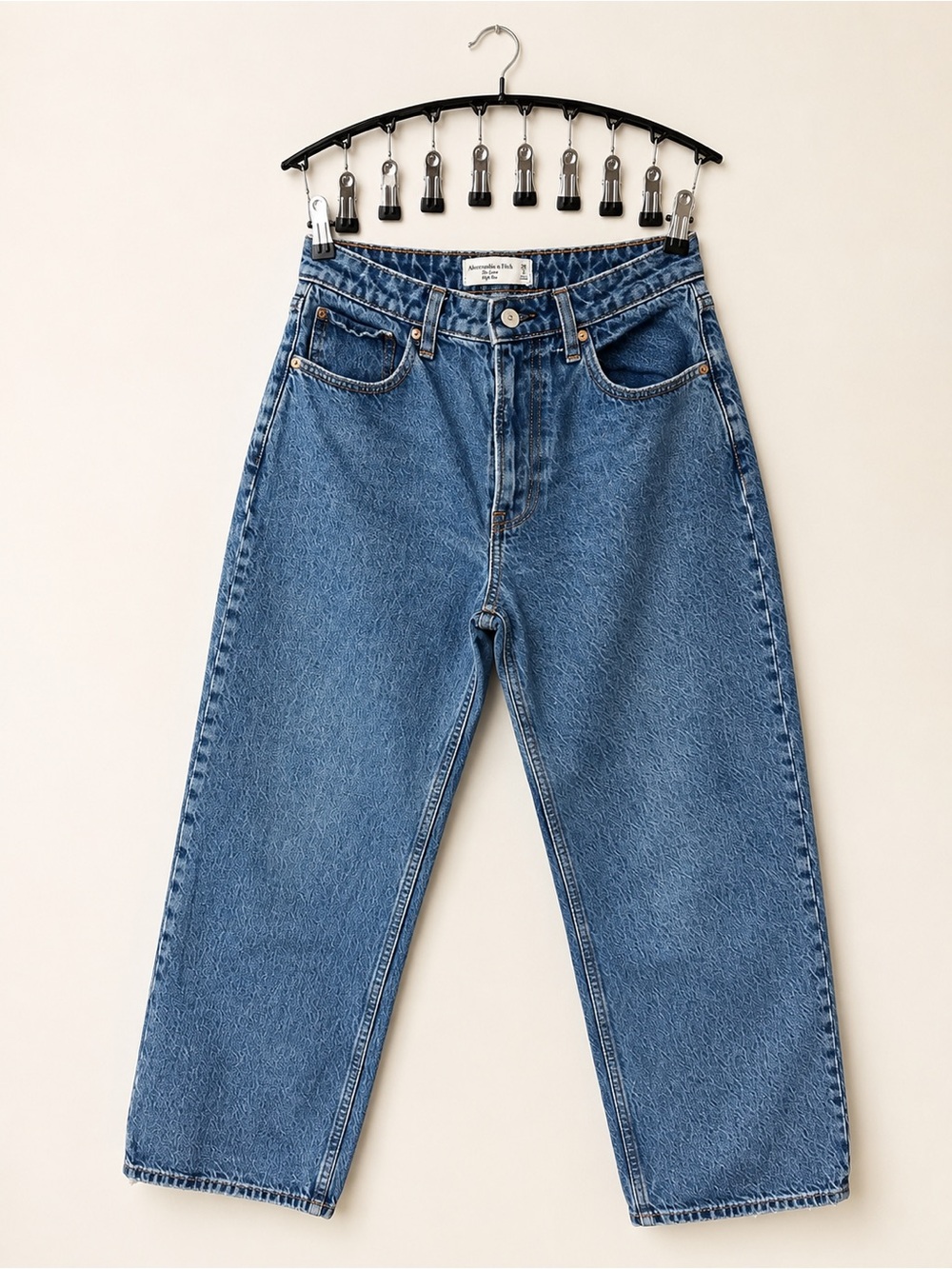 Abercrombie & Fitch Relaxed Boyfriend Jeans in Medium Blue Size 26|2S - Picture 1 of 6
